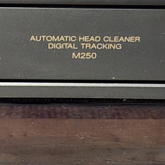 Toshiba M-250 Video Cassette Recorder VCR Digital Tracking ● No Remote ● Tested - Picture 4 of 5